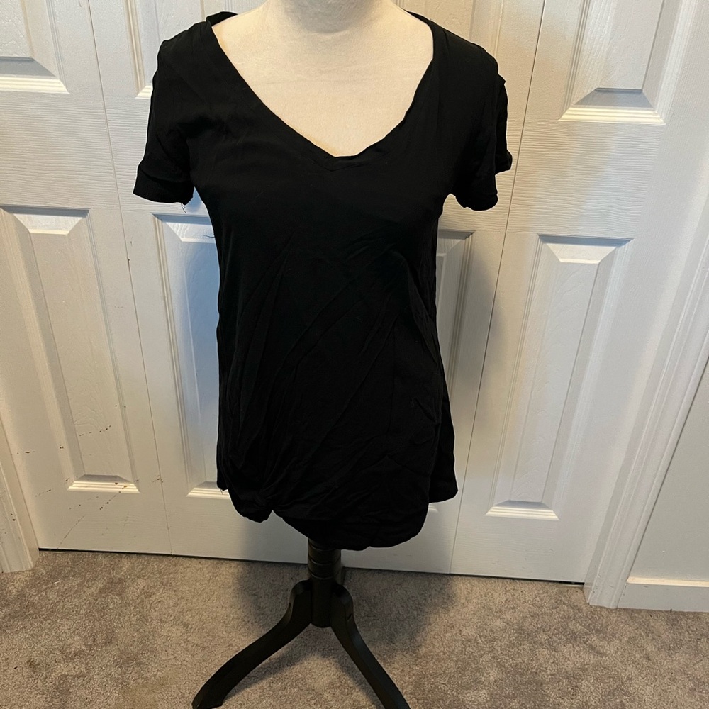Olivaceous size M Classic Black V-Neck Women's Top